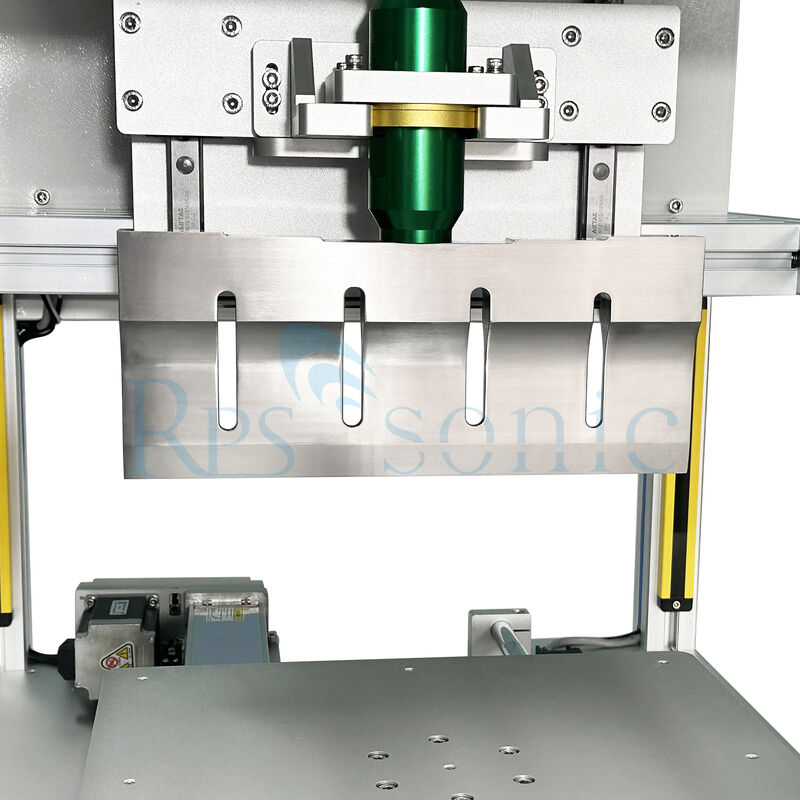 Υψηλής απόδοσης ημιαυτόματο σύστημα υπερηχητικής κοπής κέικ, υπερηχητικό μαχαίρι για μηχανή αρτοποιίας